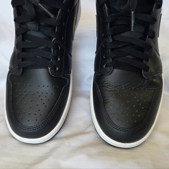 Mens NIKE Shoes (sz:8.5) - Picture 5 of 9